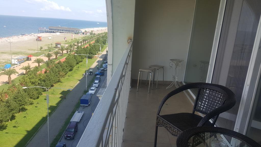 Apartment Magnolia Seaside Batumi Exterior foto